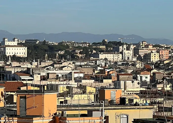 La Vue De Pauline *